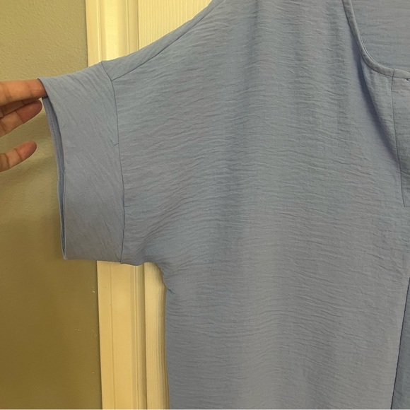 Zenana women’s XL polyester, short sleeved blouse NWOT👚 - Picture 4 of 7